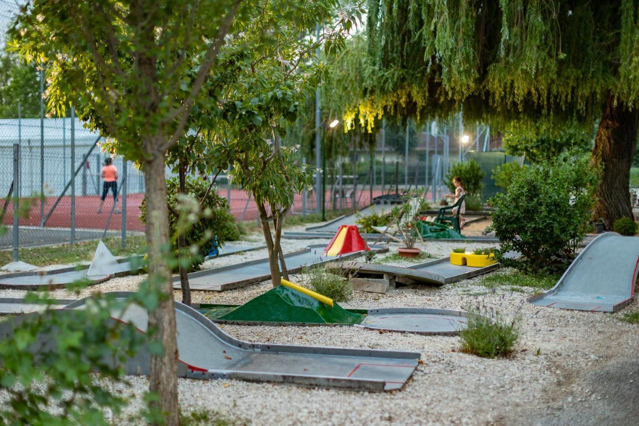 Balatontourist Fuered Camping & Bungalows Balatonfüred Exterior foto